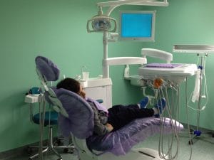 Clinică orodentară cu servicii gratuite pentru elevii din Alexandria stomatologie