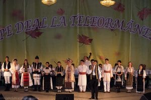 Daniela Condurache și Veta Biriș pe deal la telormanel