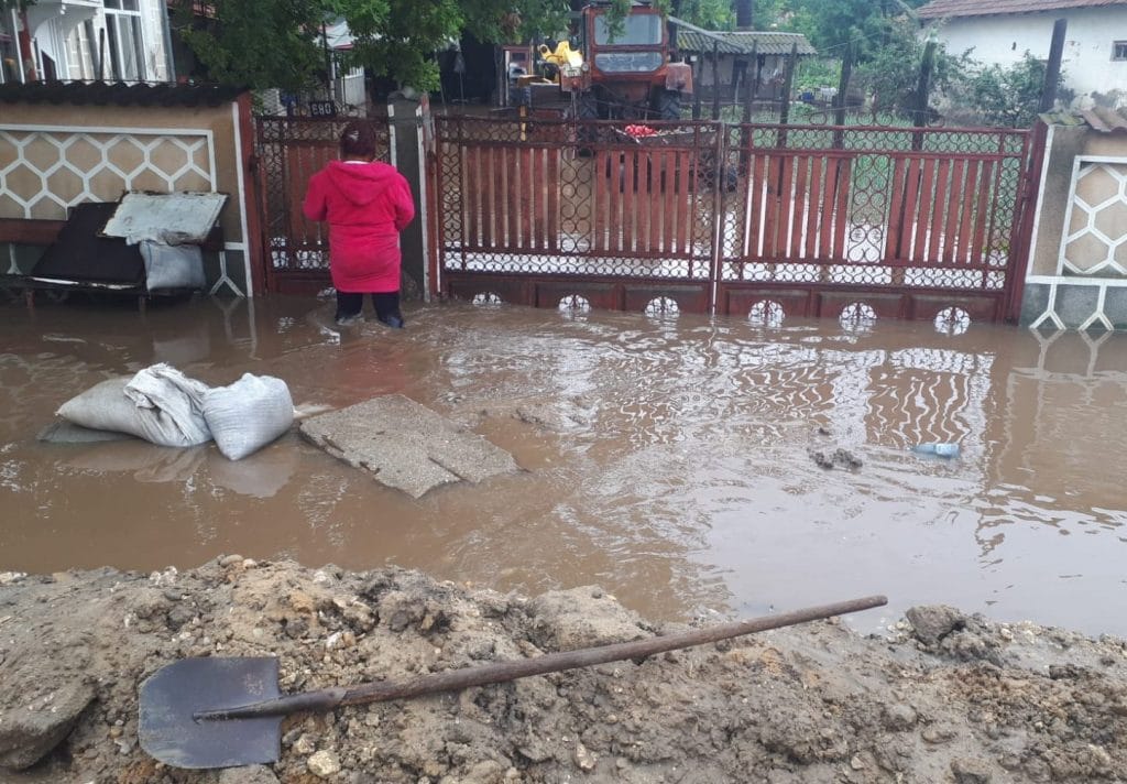 Țigănești, Calomfirești și Lăceni