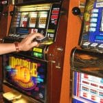 Alexandria pune frâu jocurilor de noroc! Păcănele au putea dispărea din centrul orașului