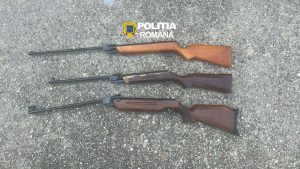 Arme scoase la vânzare în târgul din Roșiori de Vede