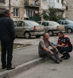 Bărbat reținut după ce ar fi agresat un alt bărbat, la Roșiori de Vede